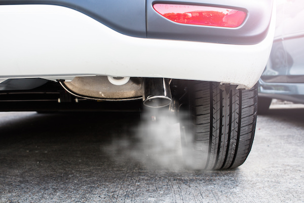 What Does the Color My Exhaust Smoke Mean?